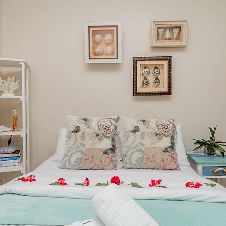 Hotel Sea Breeze Bloubergstrand Zimmer foto
